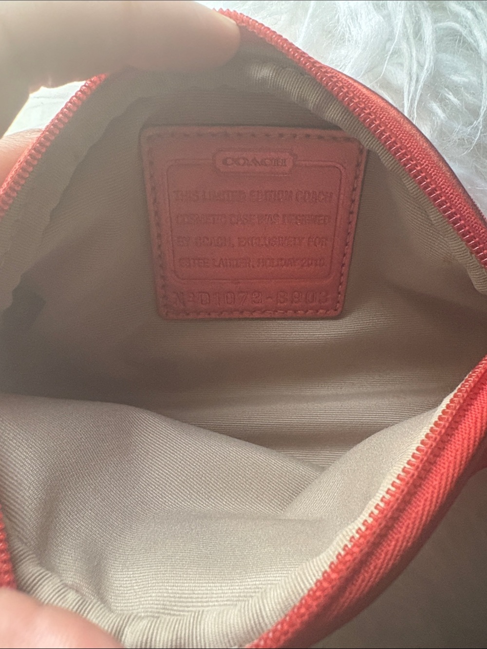 Limited Edition Coach Red Signature Logo Cosmetic Pouch - Picture 8 of 8